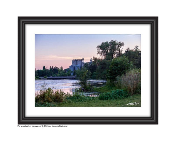 PH Milling in Preston Riverside Park Photo by Cambridge Ontario Photographer Laura Cook of Vision Photography